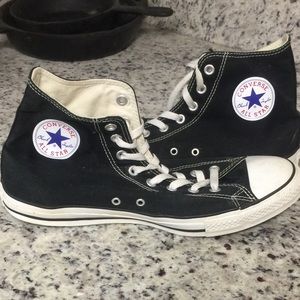 Men’s Medium top Converse size 12